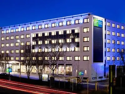 Express Stuttgart Airport, An Ihg 3*
