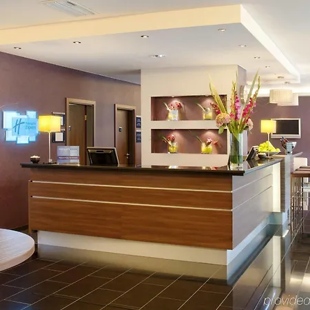 Express Stuttgart Airport, An Ihg 3*