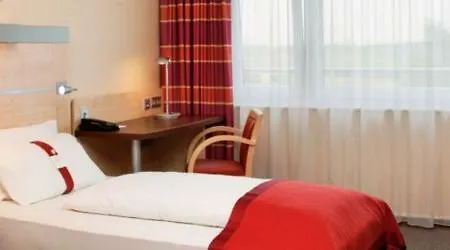 Express Stuttgart Airport, An Ihg Hotel 3*