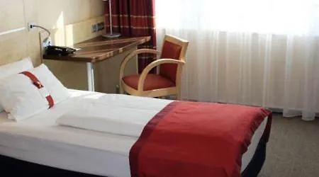 Express Stuttgart Airport, An Ihg 3*