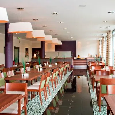 Hotel Express Stuttgart Airport, An Ihg Leinfelden-Echterdingen