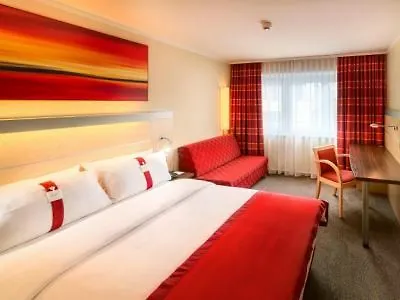 Otel Express Stuttgart Airport, An Ihg