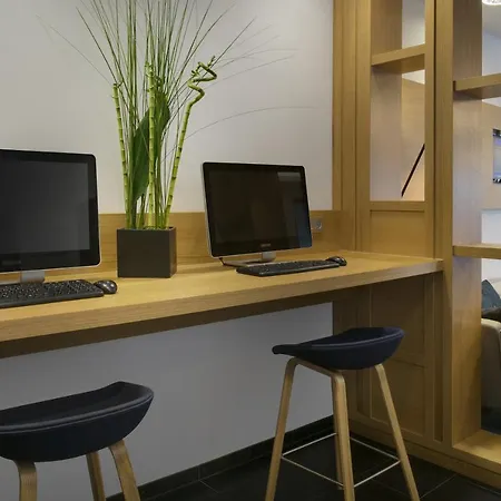 Express Stuttgart Airport, An Ihg 3*